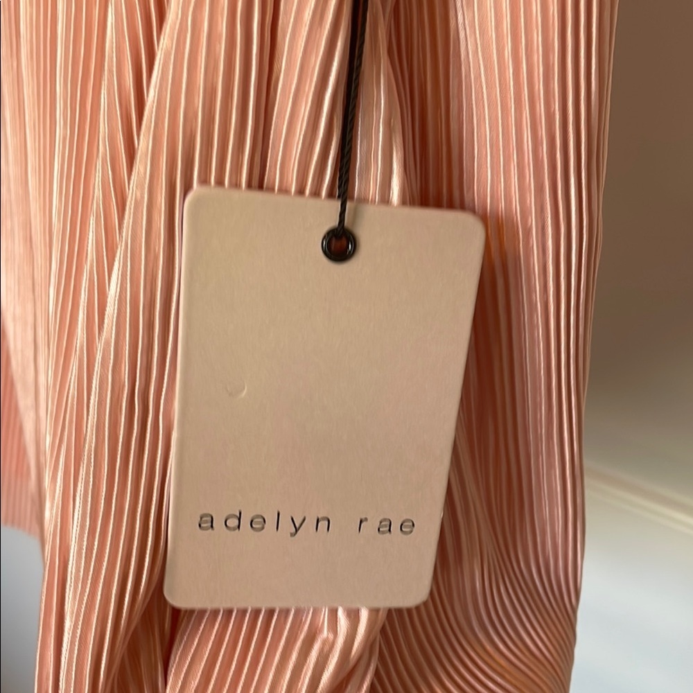 Adelyn Rae Pink Sleeveless Pleated Blouse with Mandarin Collar - Picture 2 of 6